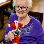 covenant-woods-retirement-community-columbus-georgia-celebrates=december-full-holiday-cheer